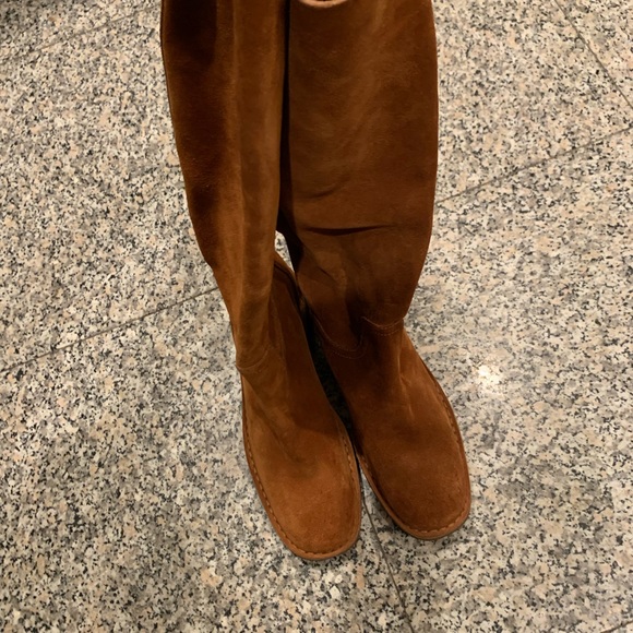 Marc Jacobs new suede boots - Picture 3 of 4